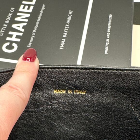 Chanel Black Lambskin Full Flap Shoulder Bag - Picture 12 of 16